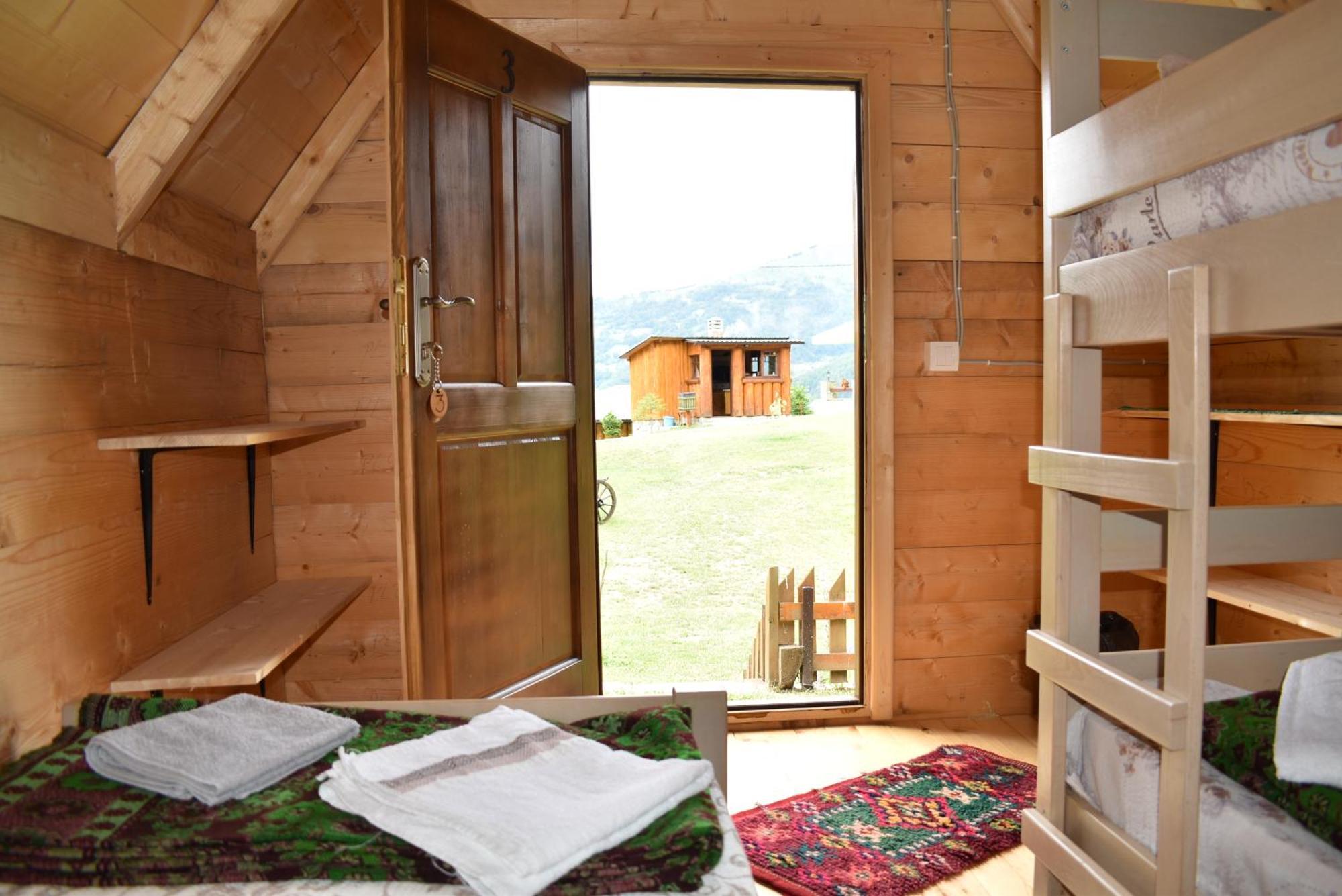 Gradine - Katun Kamp Plav Quarto foto