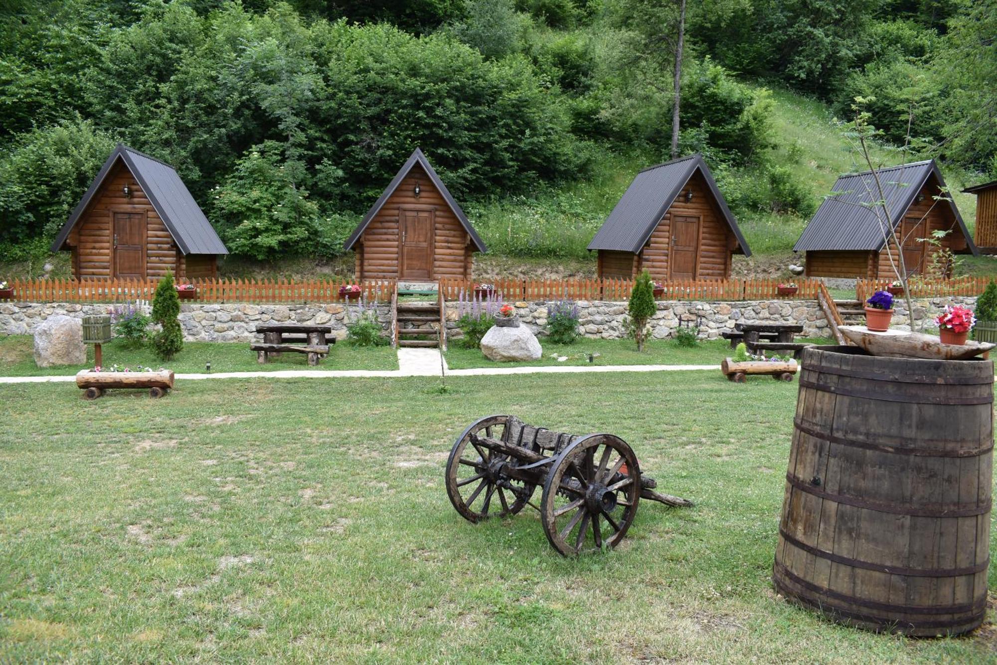 Gradine - Katun Kamp Plav Quarto foto